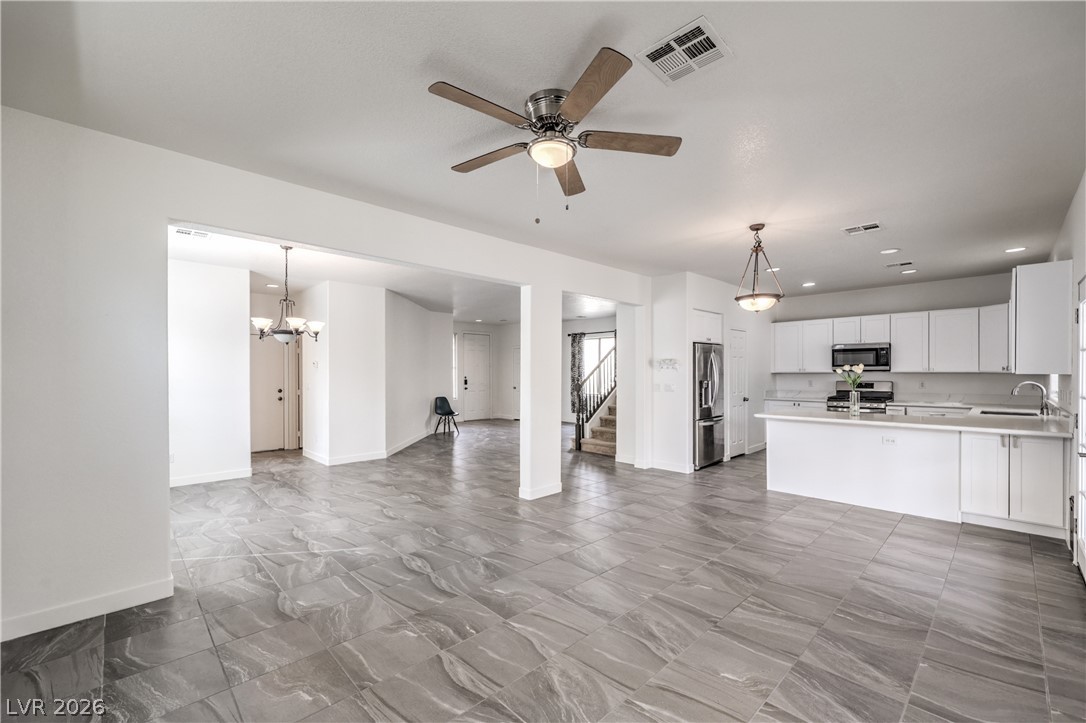 920 Gary Carmena Avenue