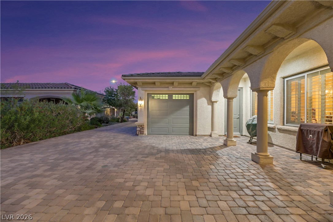 6425 Orto Botanico Court