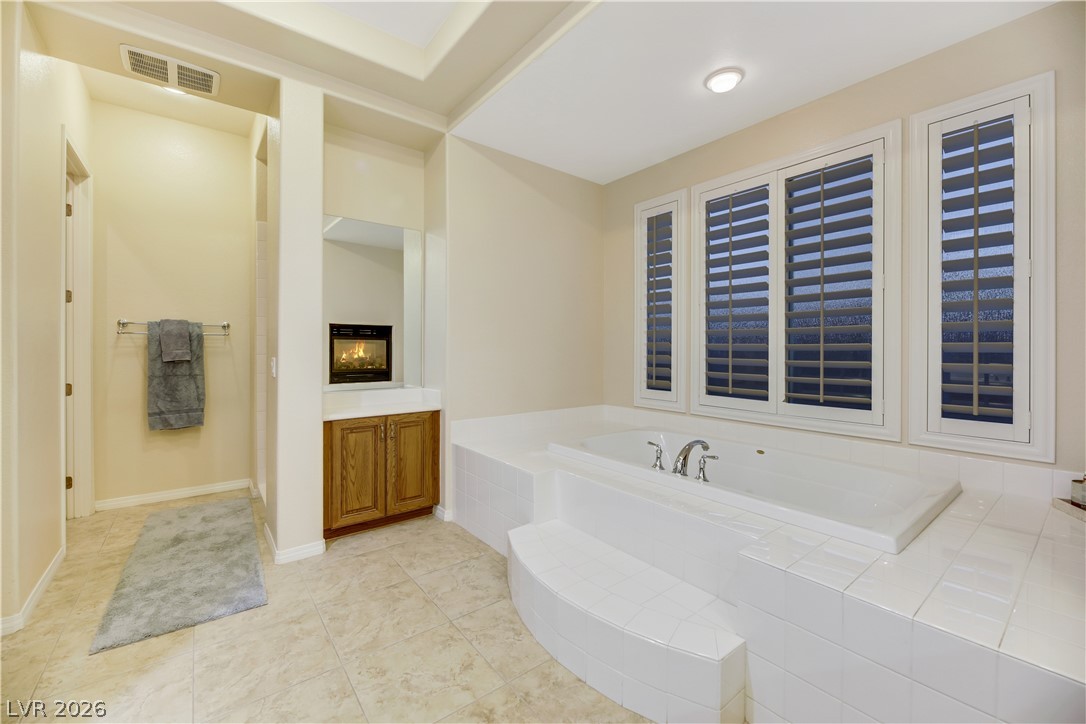 6425 Orto Botanico Court
