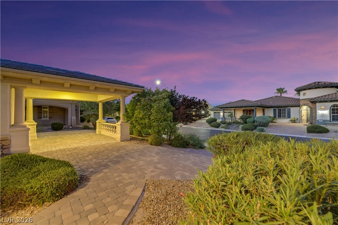 6425 Orto Botanico Court