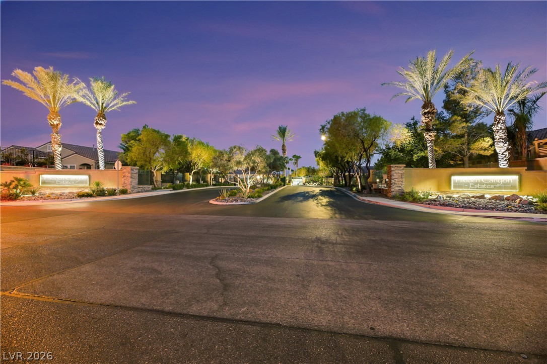 6425 Orto Botanico Court