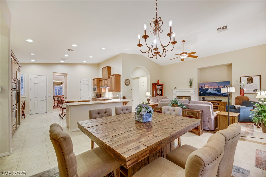 6425 Orto Botanico Court