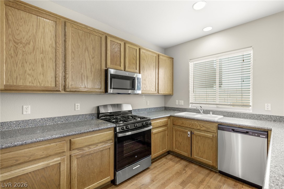 9020 Fathers Pride Avenue