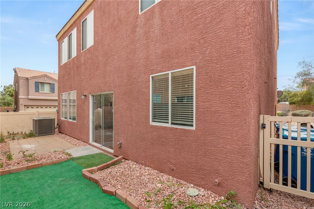 9020 Fathers Pride Avenue