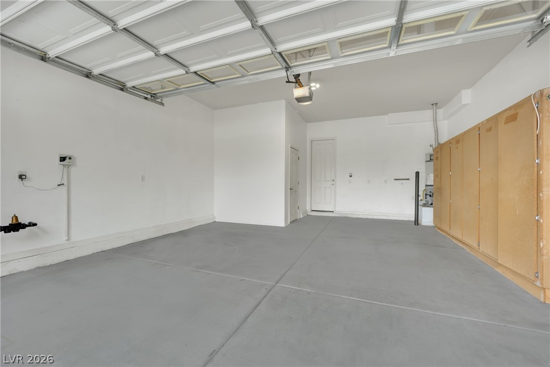 2656 La Boutique Street