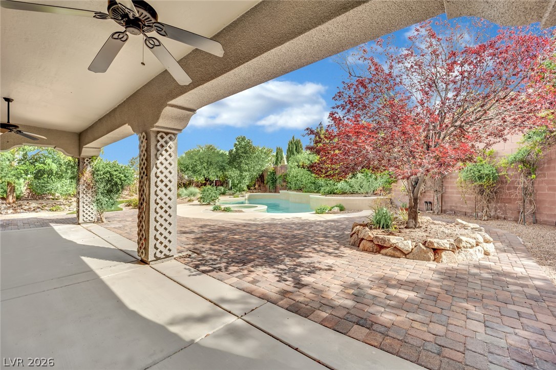 2656 La Boutique Street