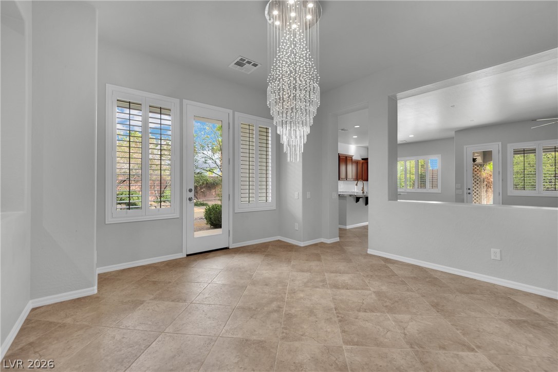 2656 La Boutique Street