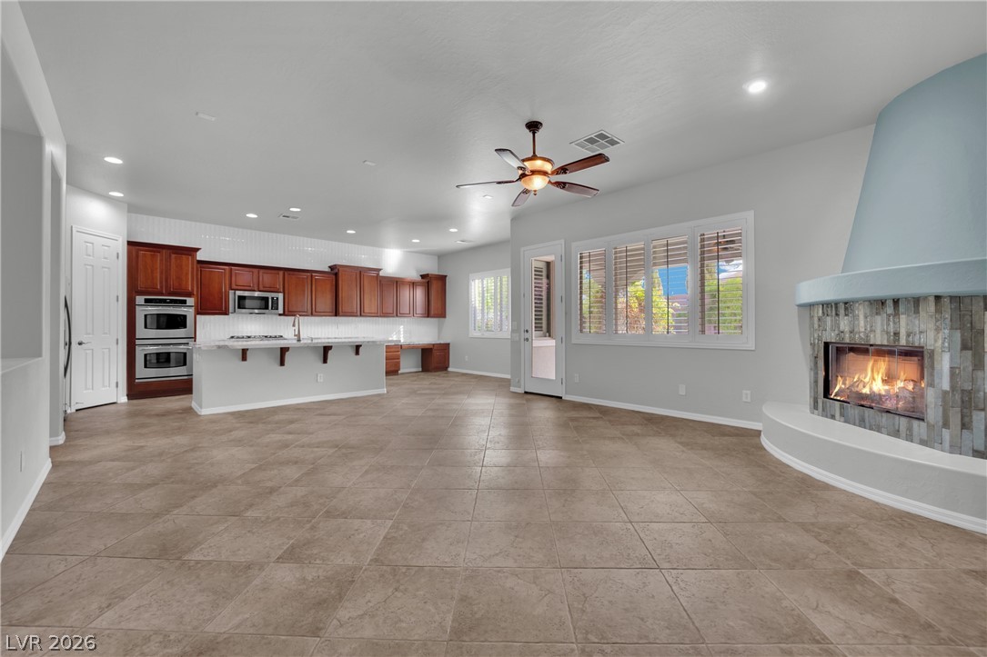 2656 La Boutique Street