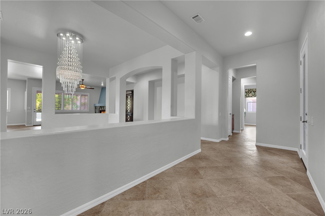 2656 La Boutique Street
