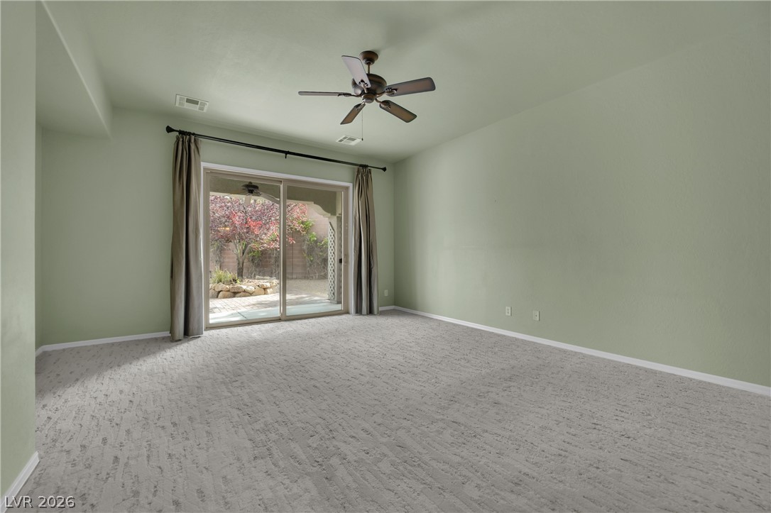 2656 La Boutique Street