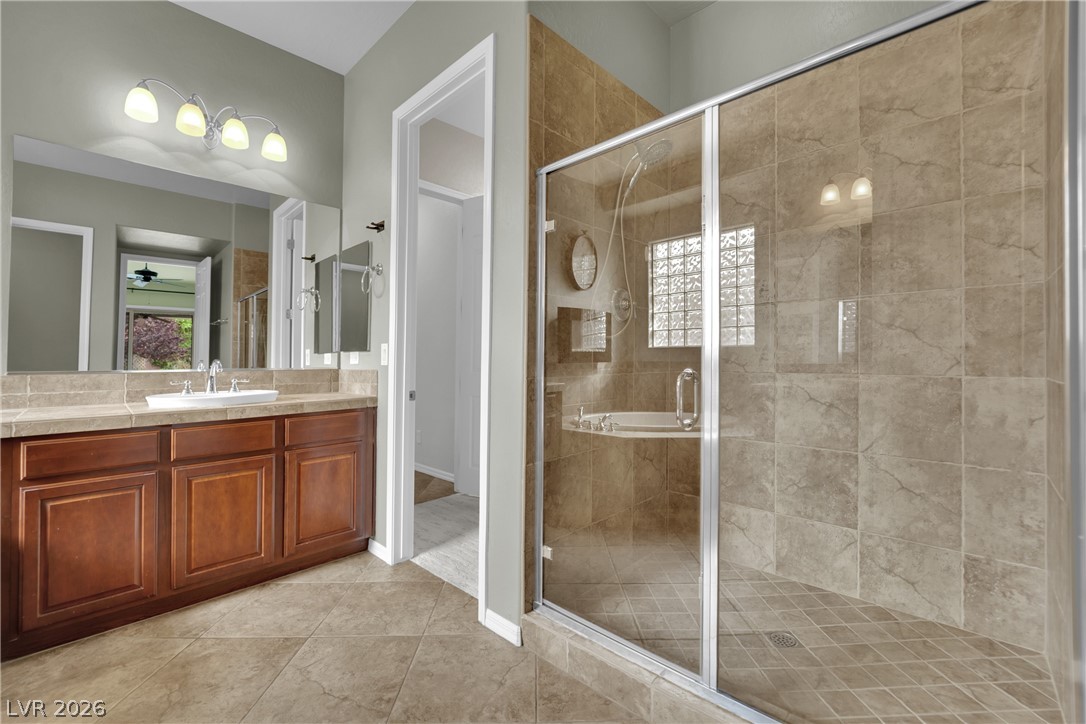 2656 La Boutique Street