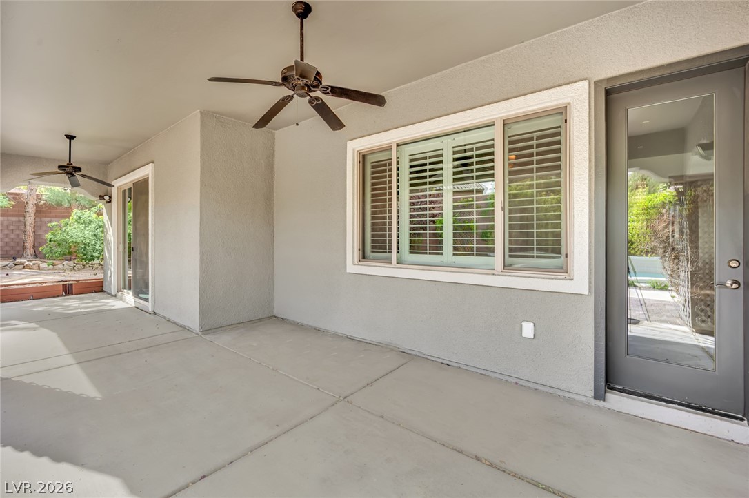 2656 La Boutique Street