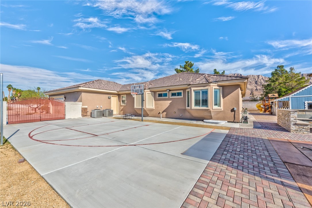 6465 Sugar Knoll Court