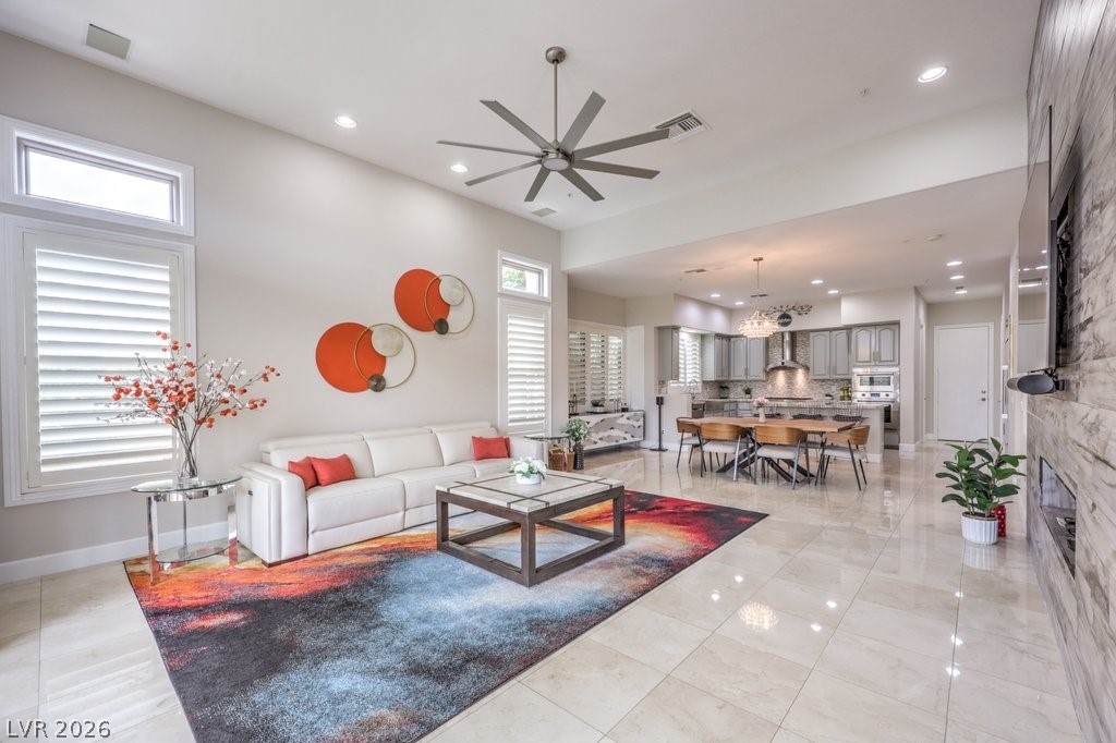 14 Brandermill Drive