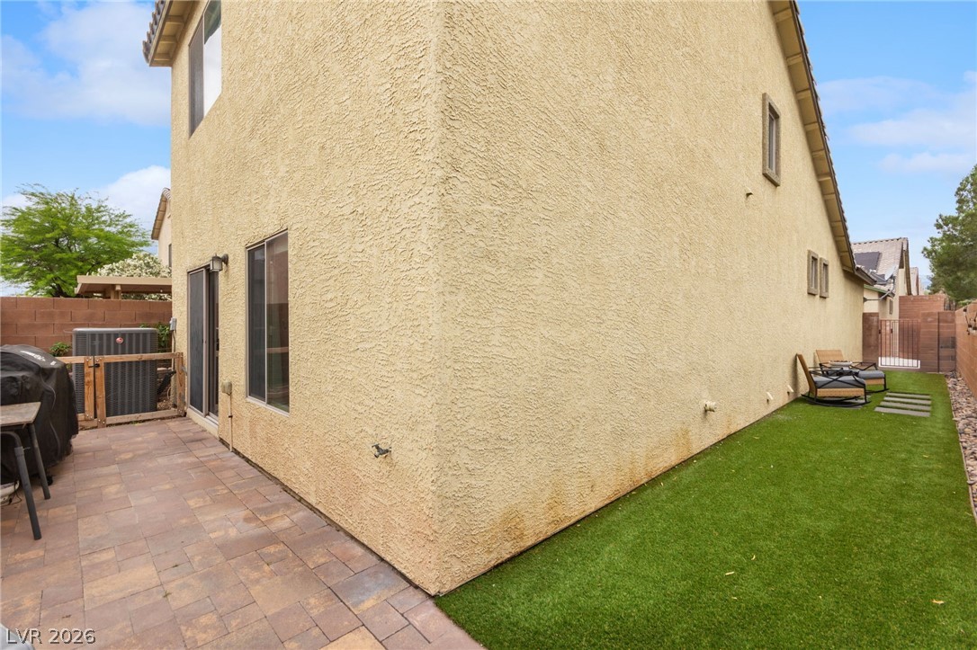 7876 Marbledoe Street