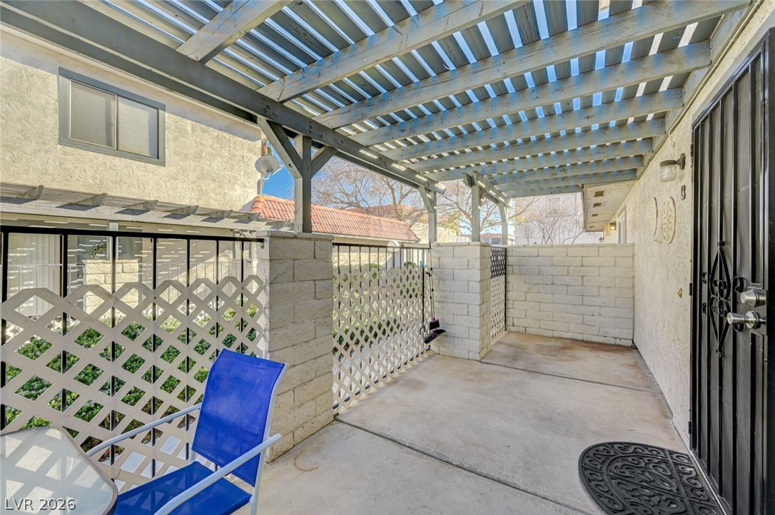 1016 Willow Tree Drive B