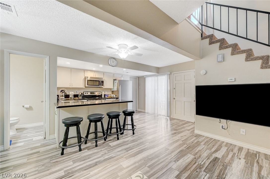 1016 Willow Tree Drive B