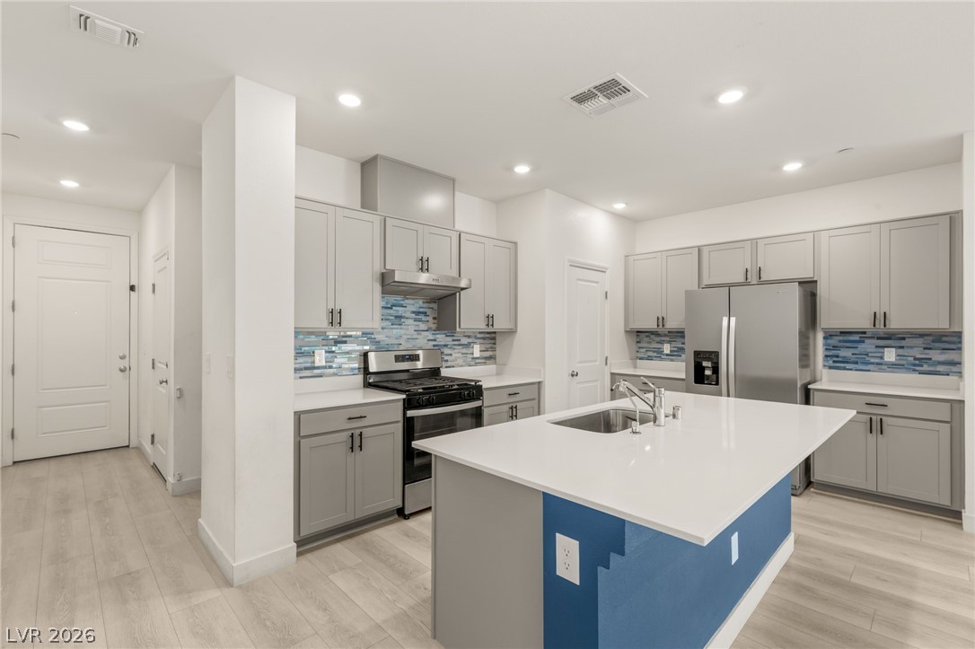 10193 Chockstone Street