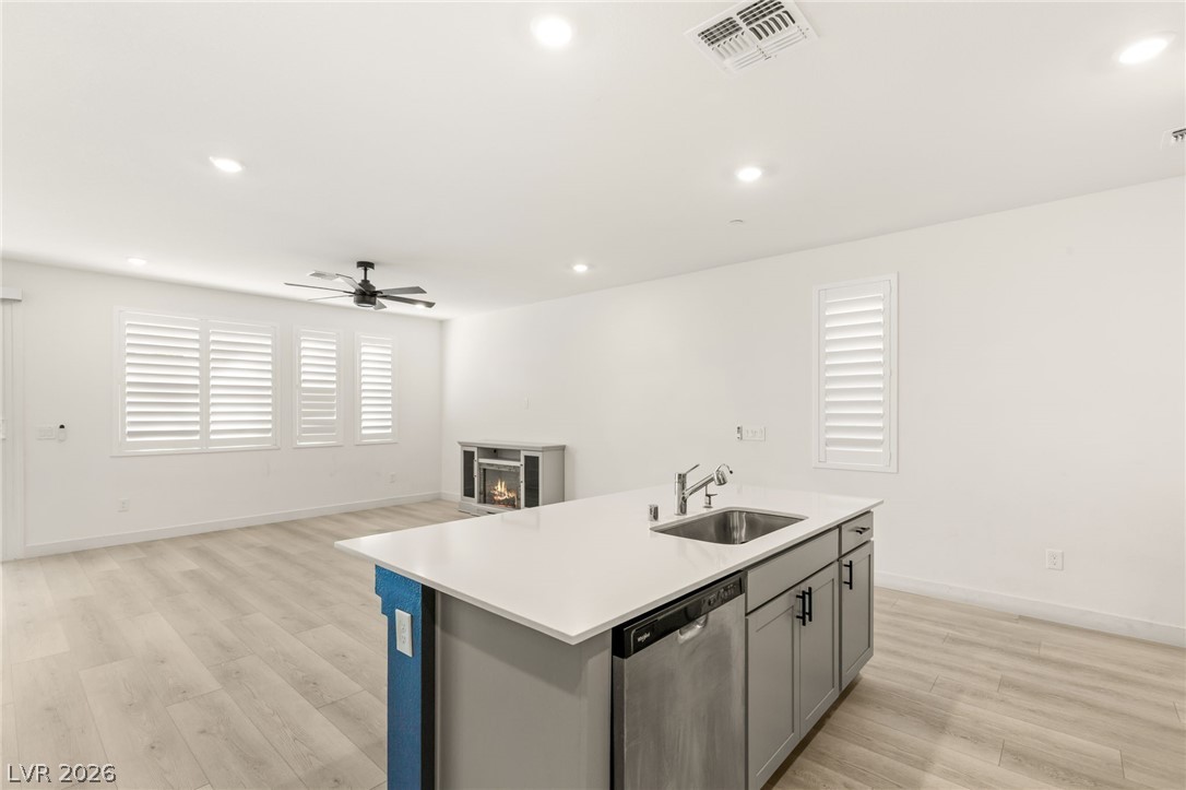 10193 Chockstone Street