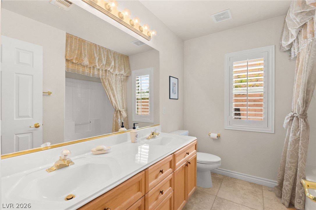 477 Annotto Bay Street