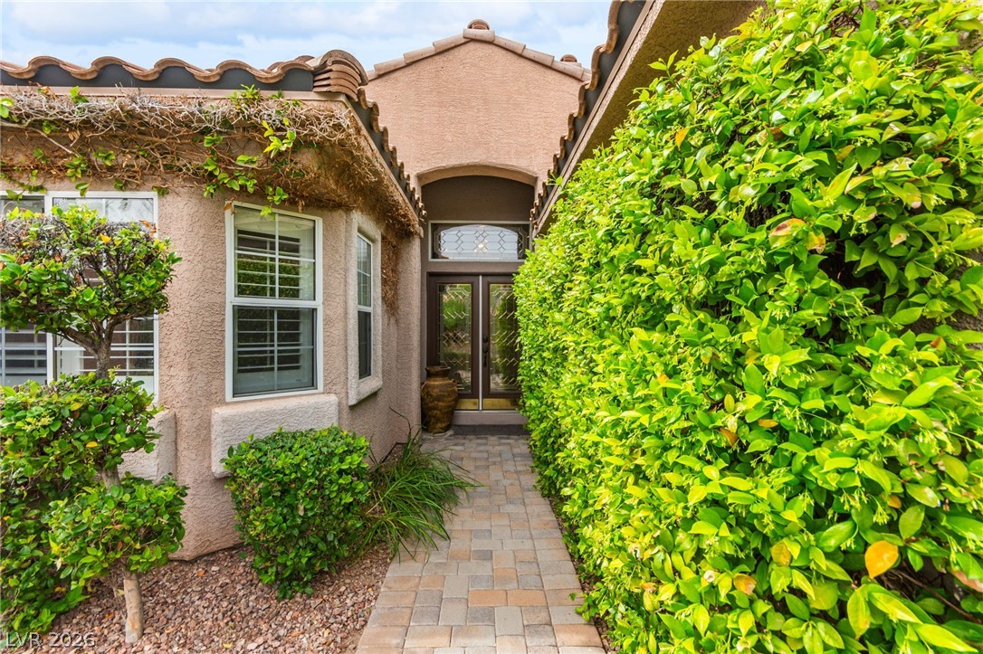 477 Annotto Bay Street