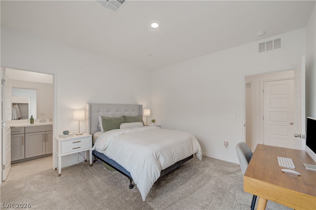 600 North Carriage Hill Drive 2084