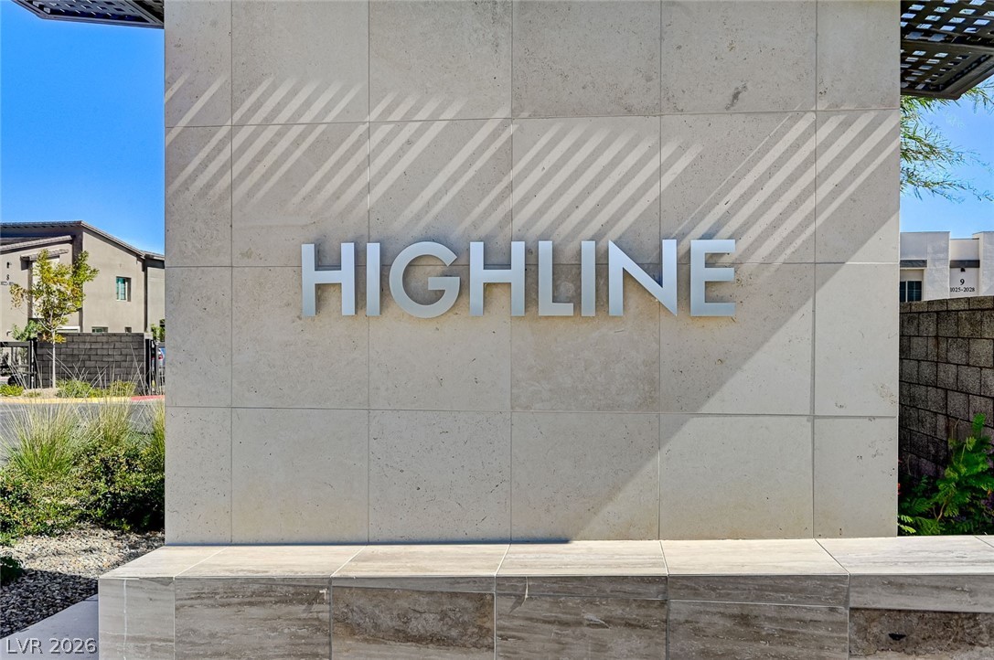 600 North Carriage Hill Drive 2084