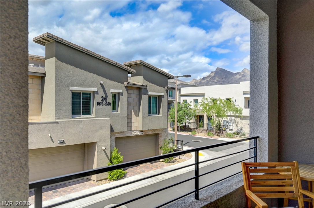 600 North Carriage Hill Drive 2084