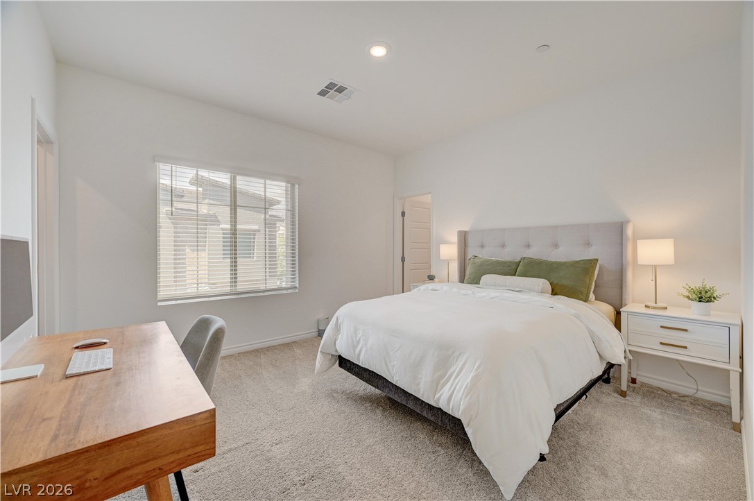 600 North Carriage Hill Drive 2084