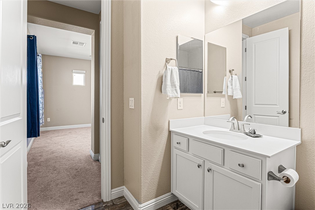 9936 Bighorn Bellows Avenue