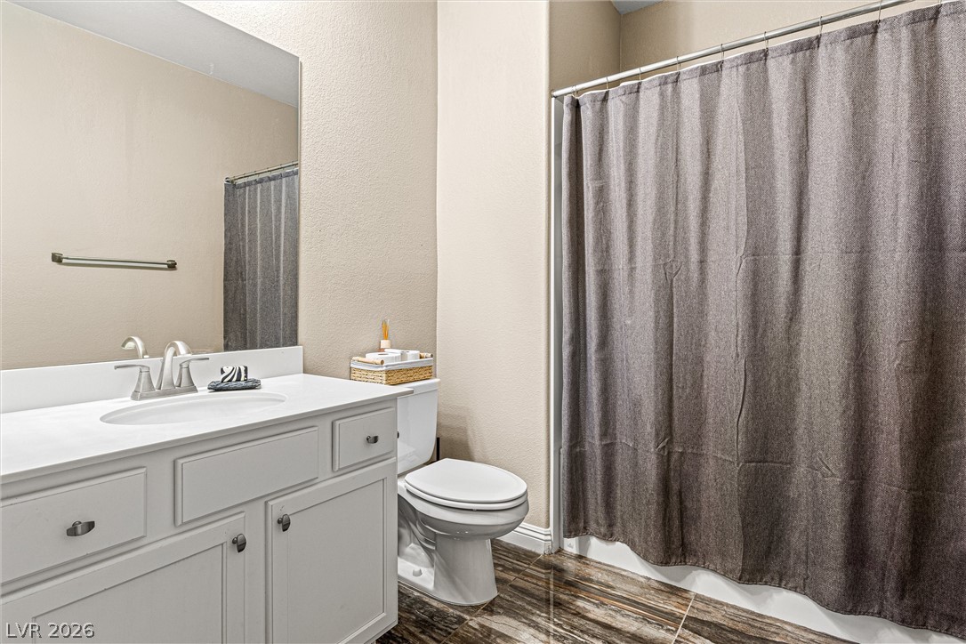 9936 Bighorn Bellows Avenue