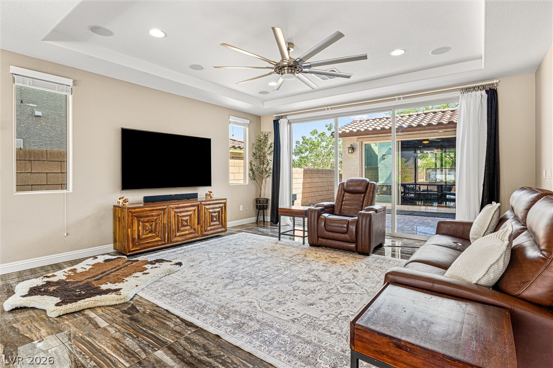 9936 Bighorn Bellows Avenue