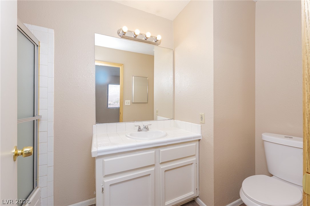 4300 North Lamont Street 251