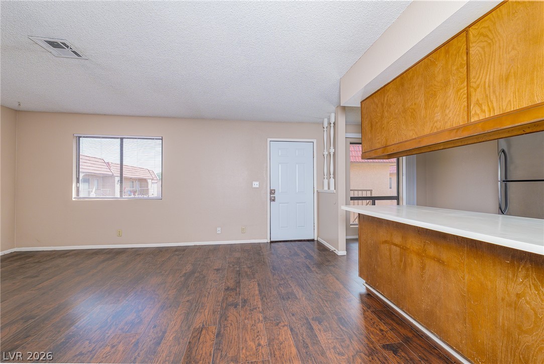 4300 North Lamont Street 251