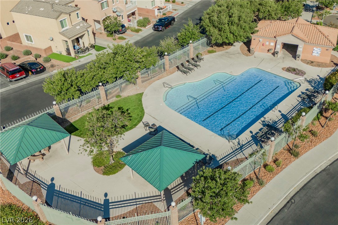 6682 Higger Tor Avenue