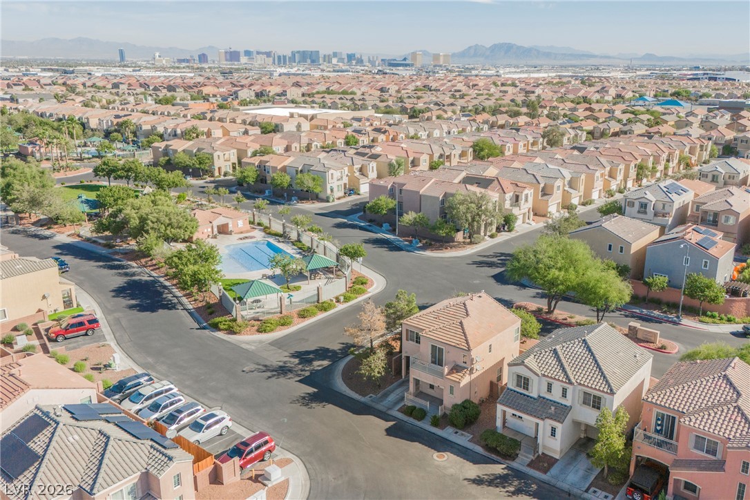 6682 Higger Tor Avenue