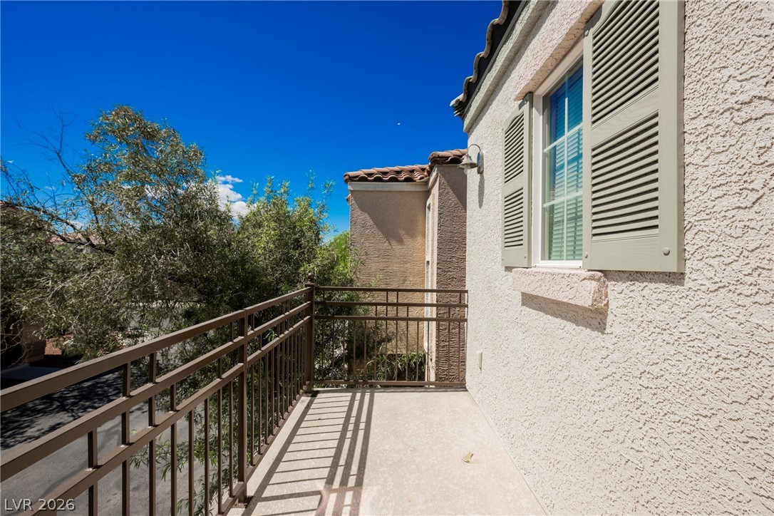 6682 Higger Tor Avenue