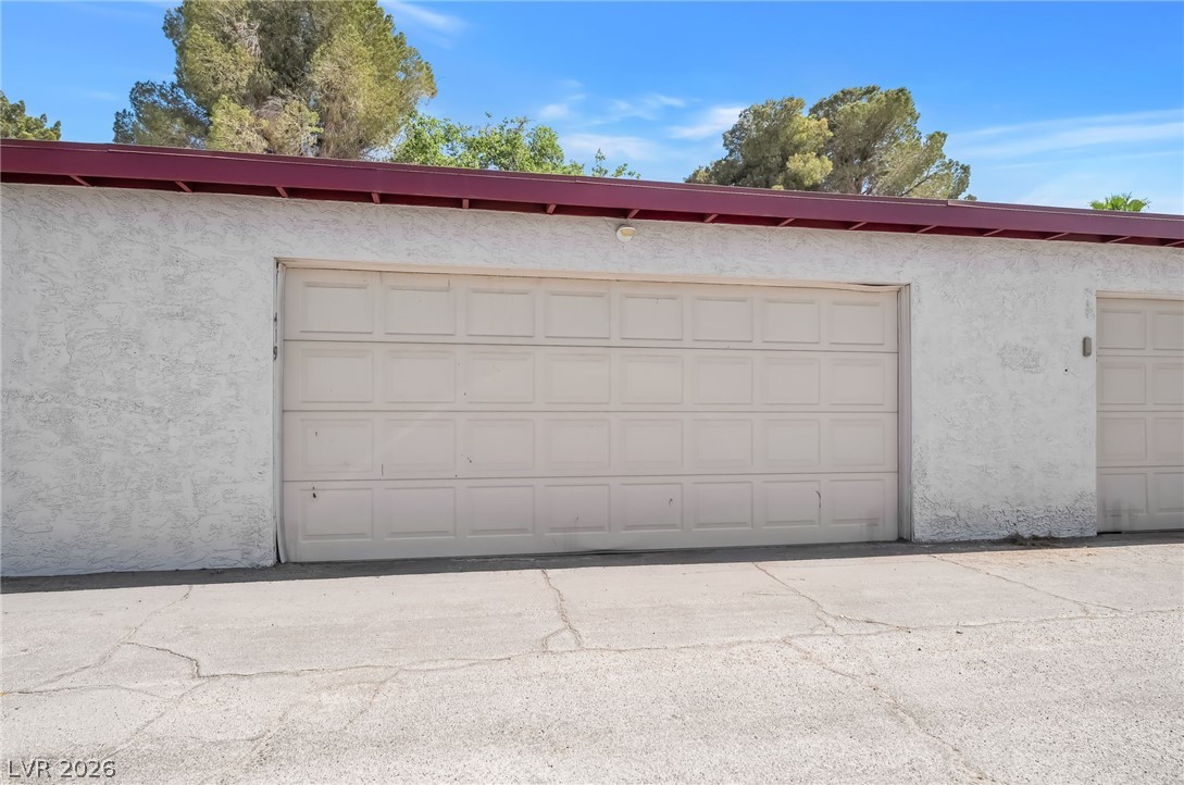 421 Greenbriar Townhouse Way