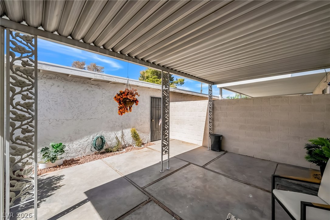 421 Greenbriar Townhouse Way