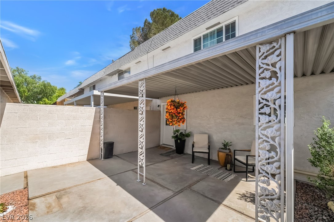 421 Greenbriar Townhouse Way