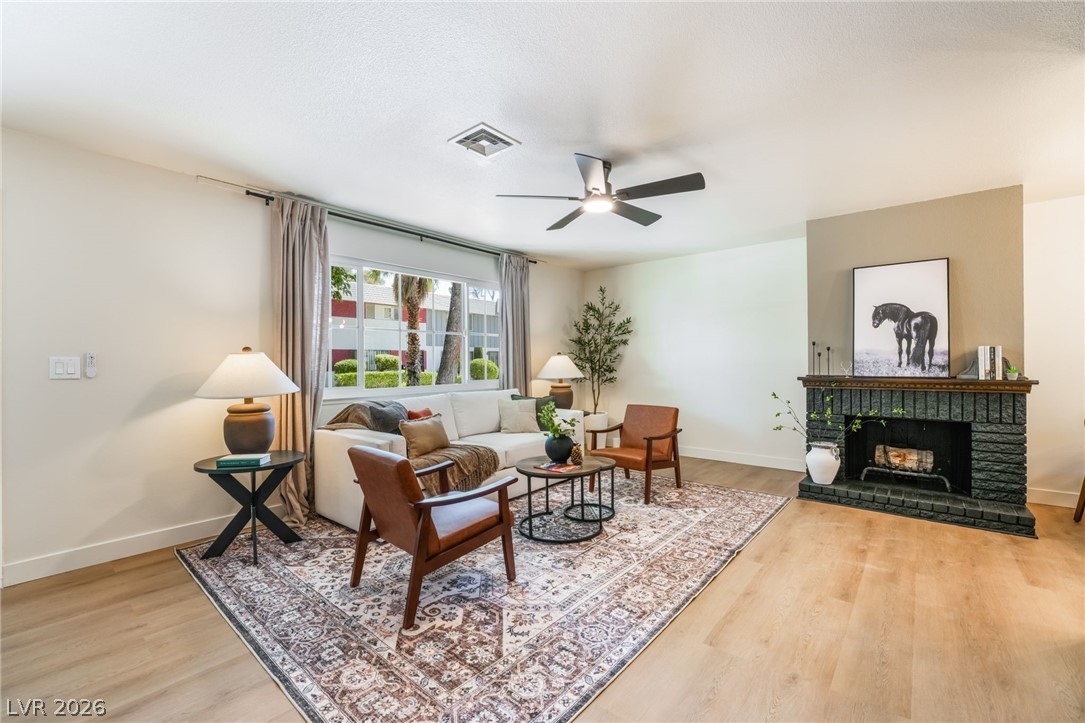 421 Greenbriar Townhouse Way