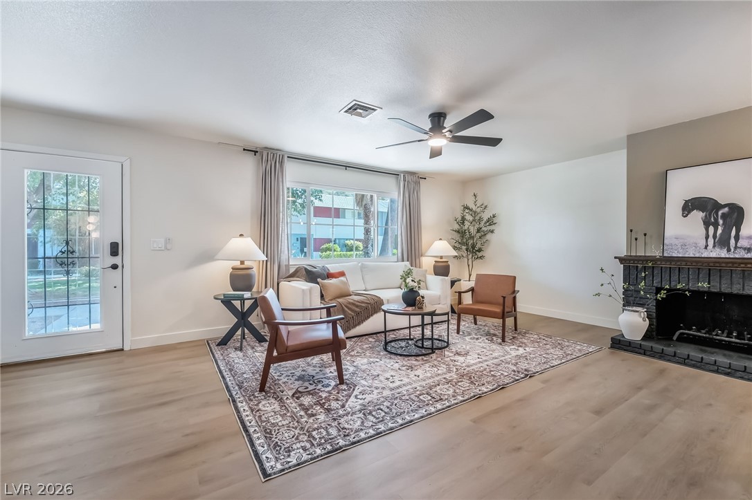 421 Greenbriar Townhouse Way