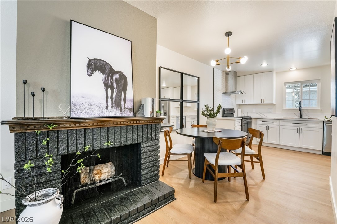 421 Greenbriar Townhouse Way