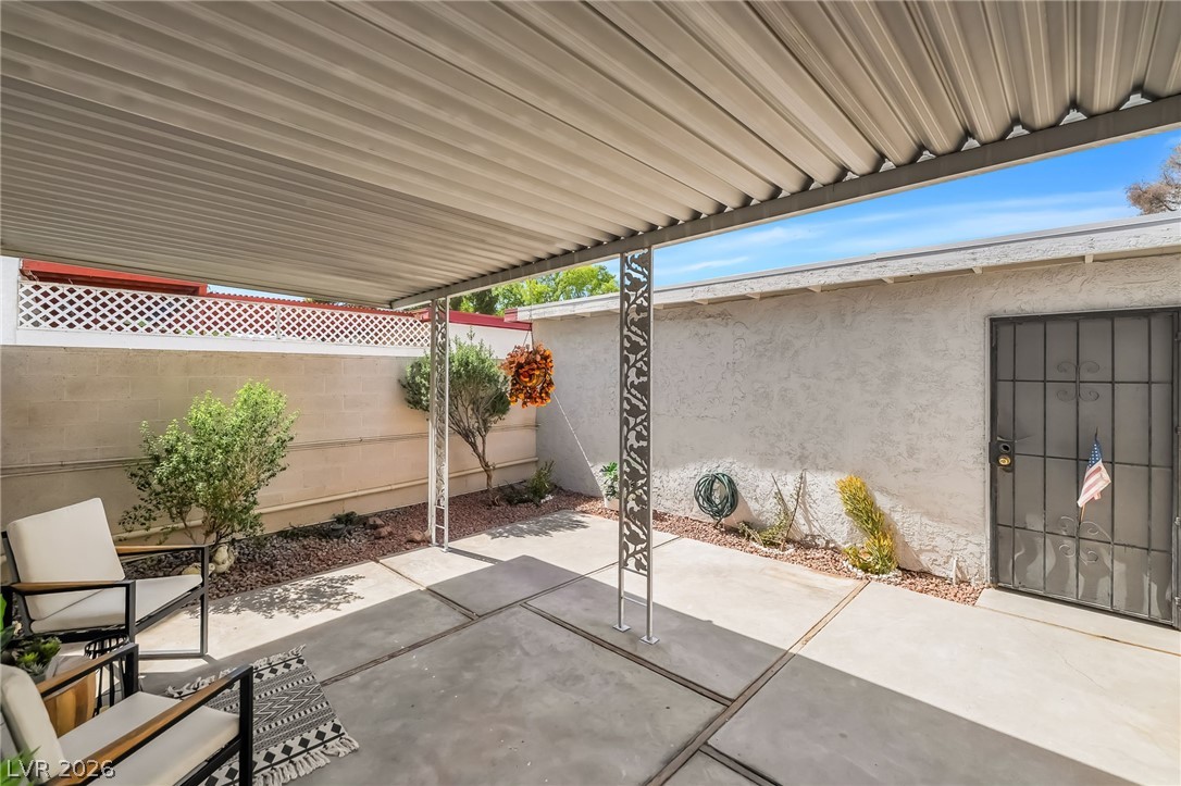 421 Greenbriar Townhouse Way