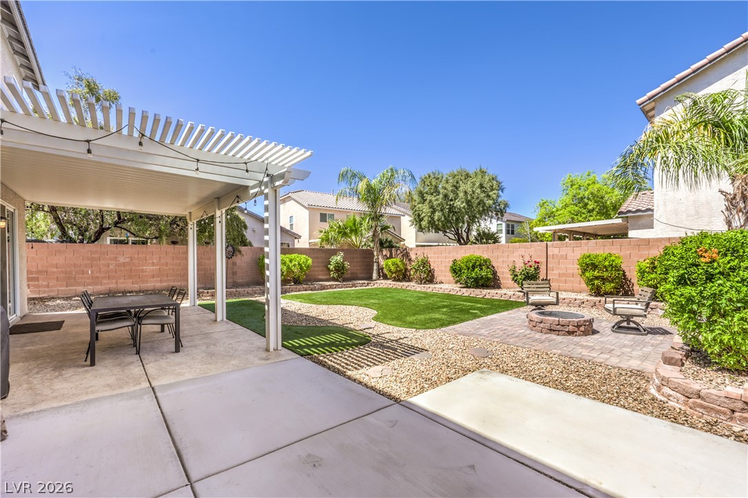 5016 Lone Wolf Avenue