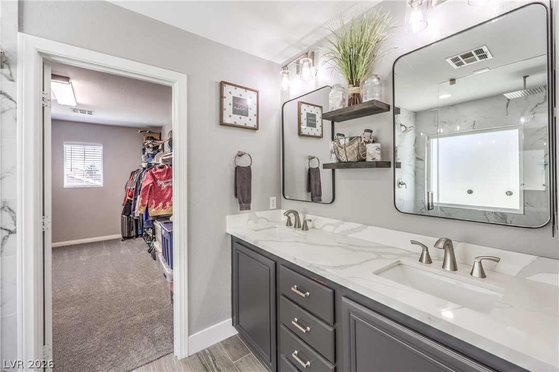 5016 Lone Wolf Avenue