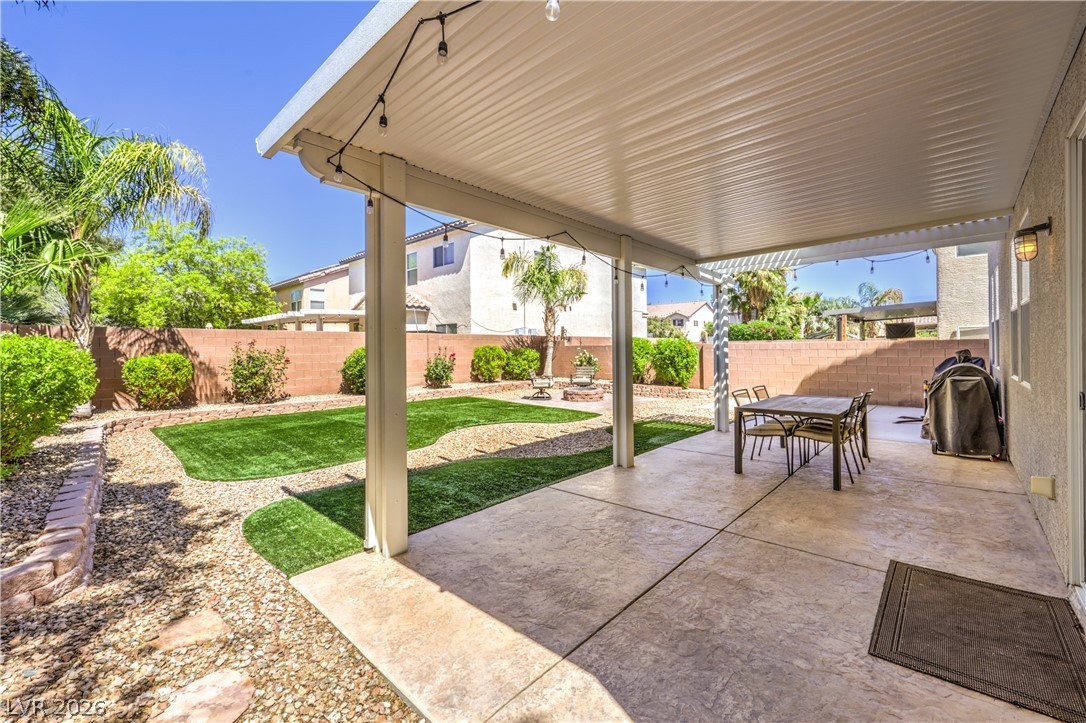 5016 Lone Wolf Avenue