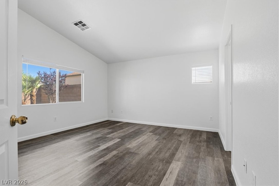1116 Christopher View Avenue