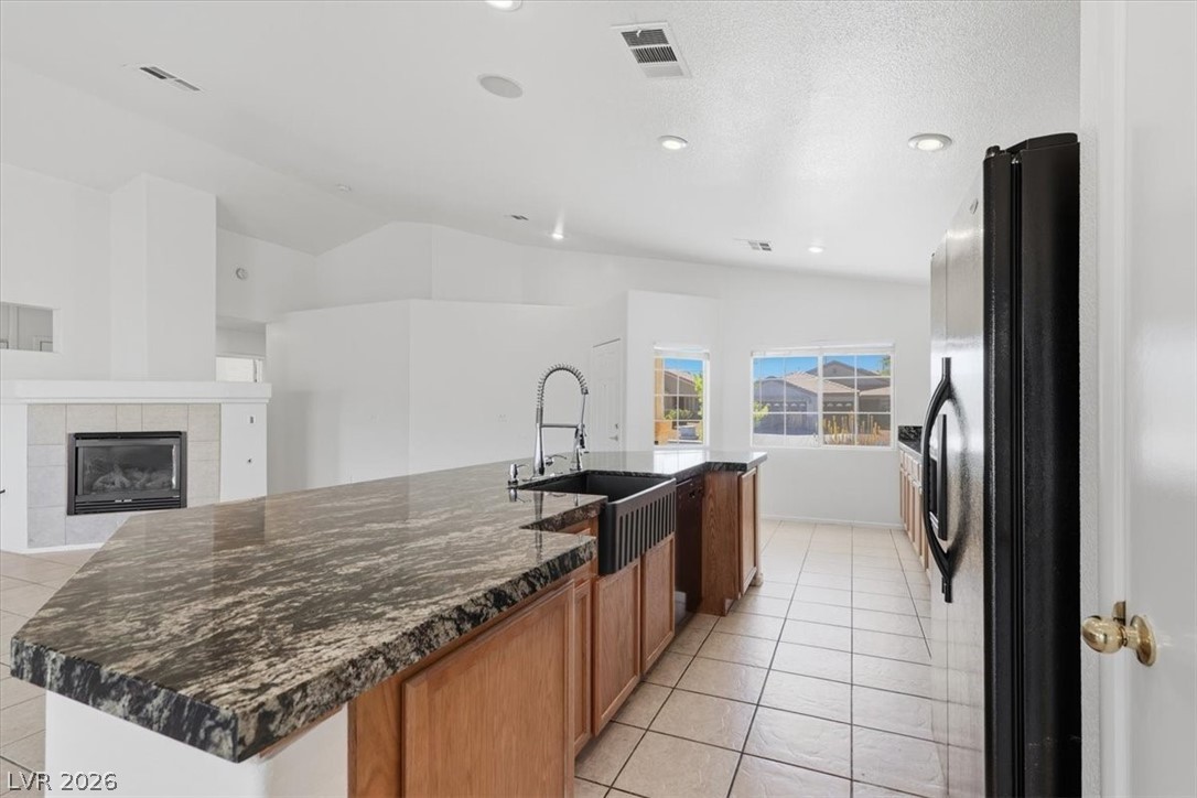 1116 Christopher View Avenue