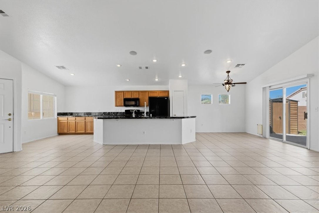 1116 Christopher View Avenue